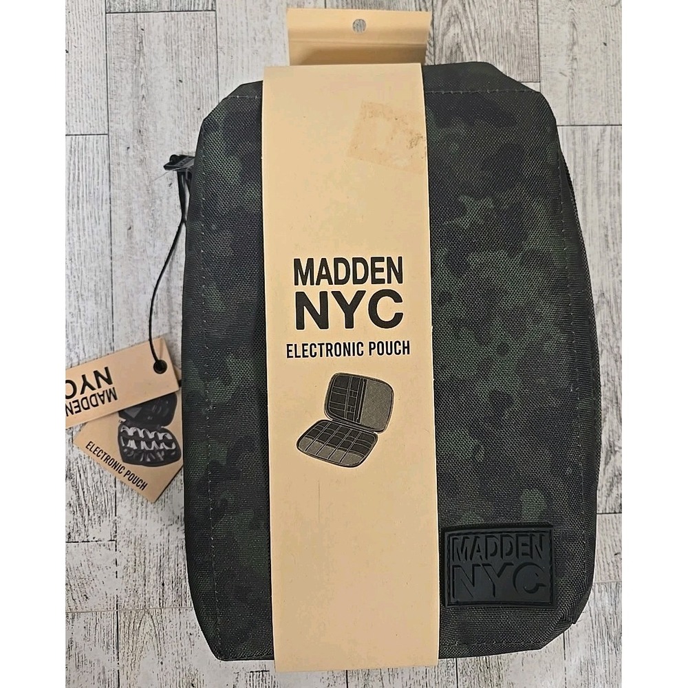 MADDEN NYC Electronic Pouch Green Camouflage 6.5" X 9.5" Zipper NEW